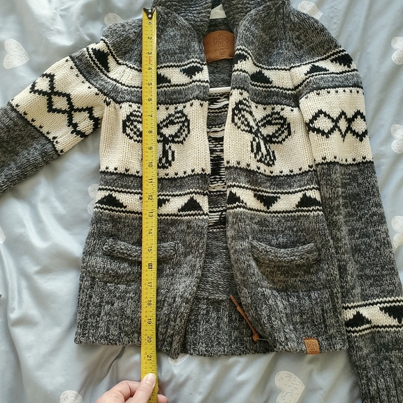 NWOT ARITZIA / TNA Sea to Sky Sweater Sz S - Picture 8 of 10